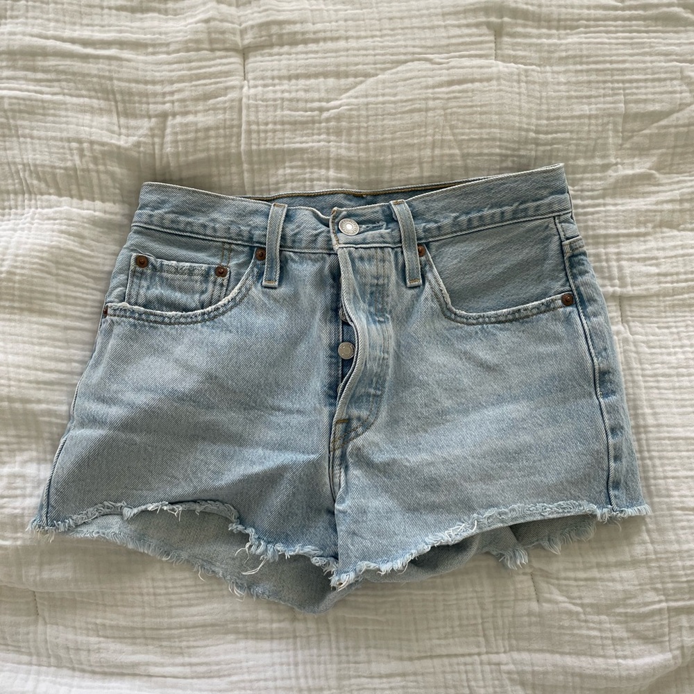 Levi’s 501 Shorts Size 26